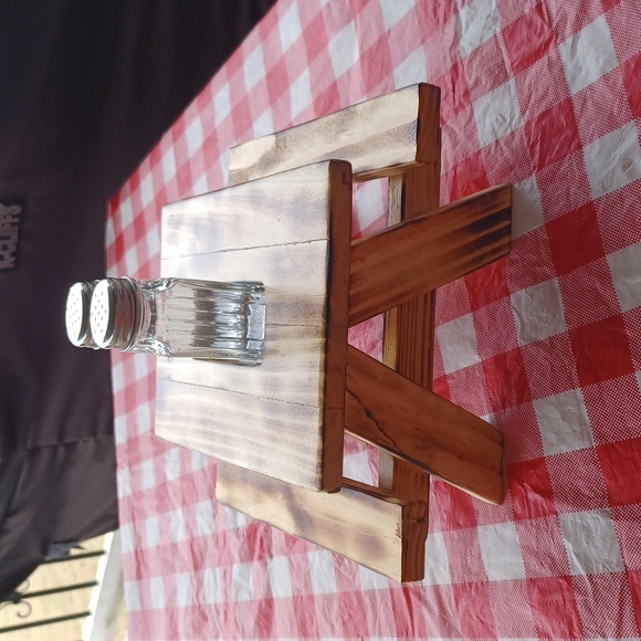 Salt & Pepper shaker caddy - Picture 3 of 6